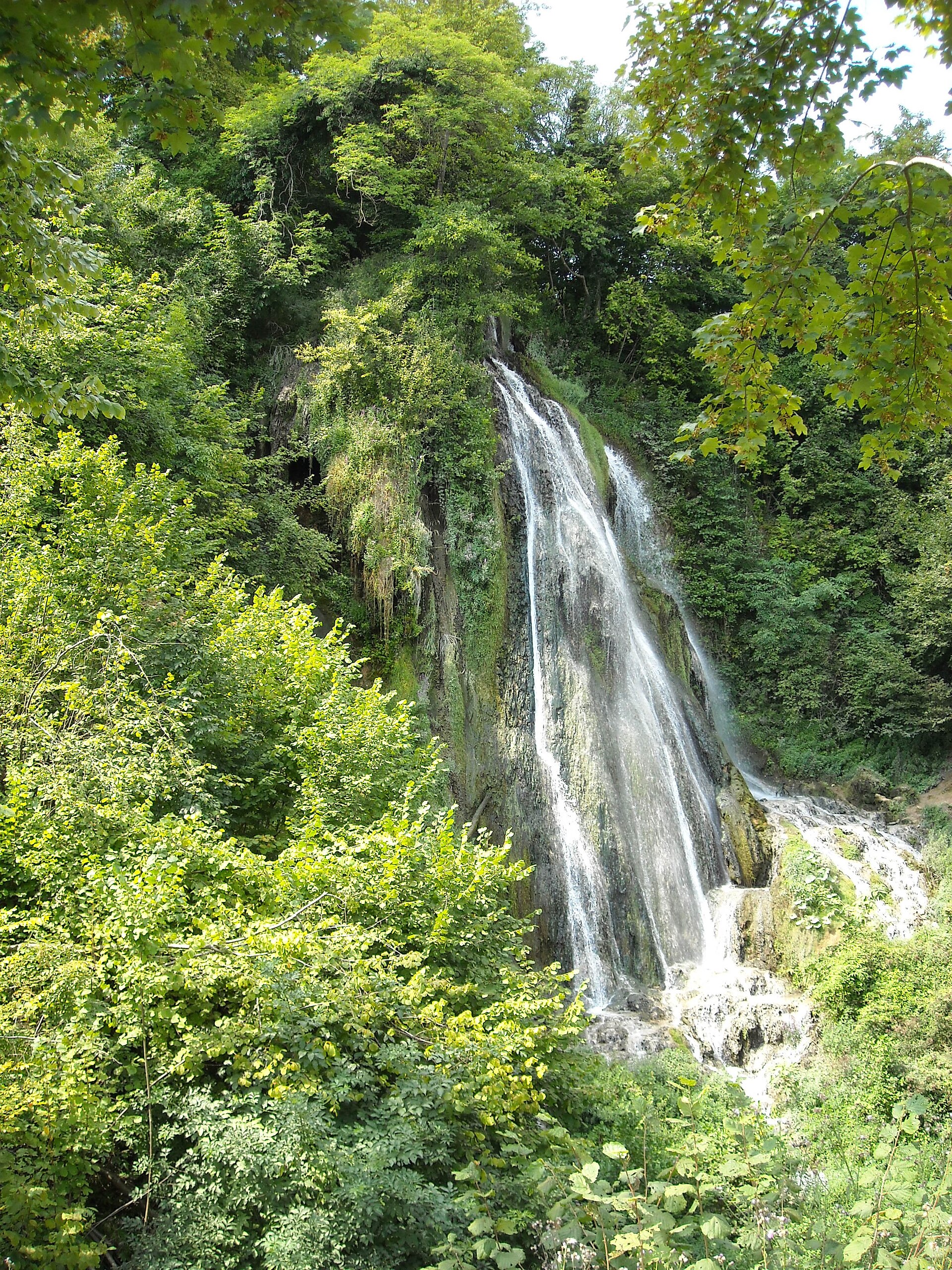 Clocota Waterfall